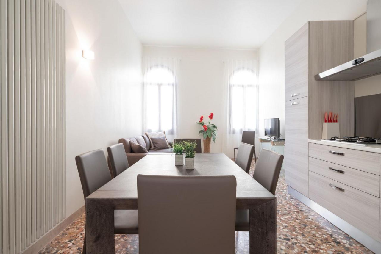Accademia Charm Apartments By Wonderful Italy Benátky Exteriér fotografie